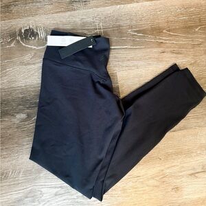 NWT Oner Active ‘Timeless’ Black Leggings